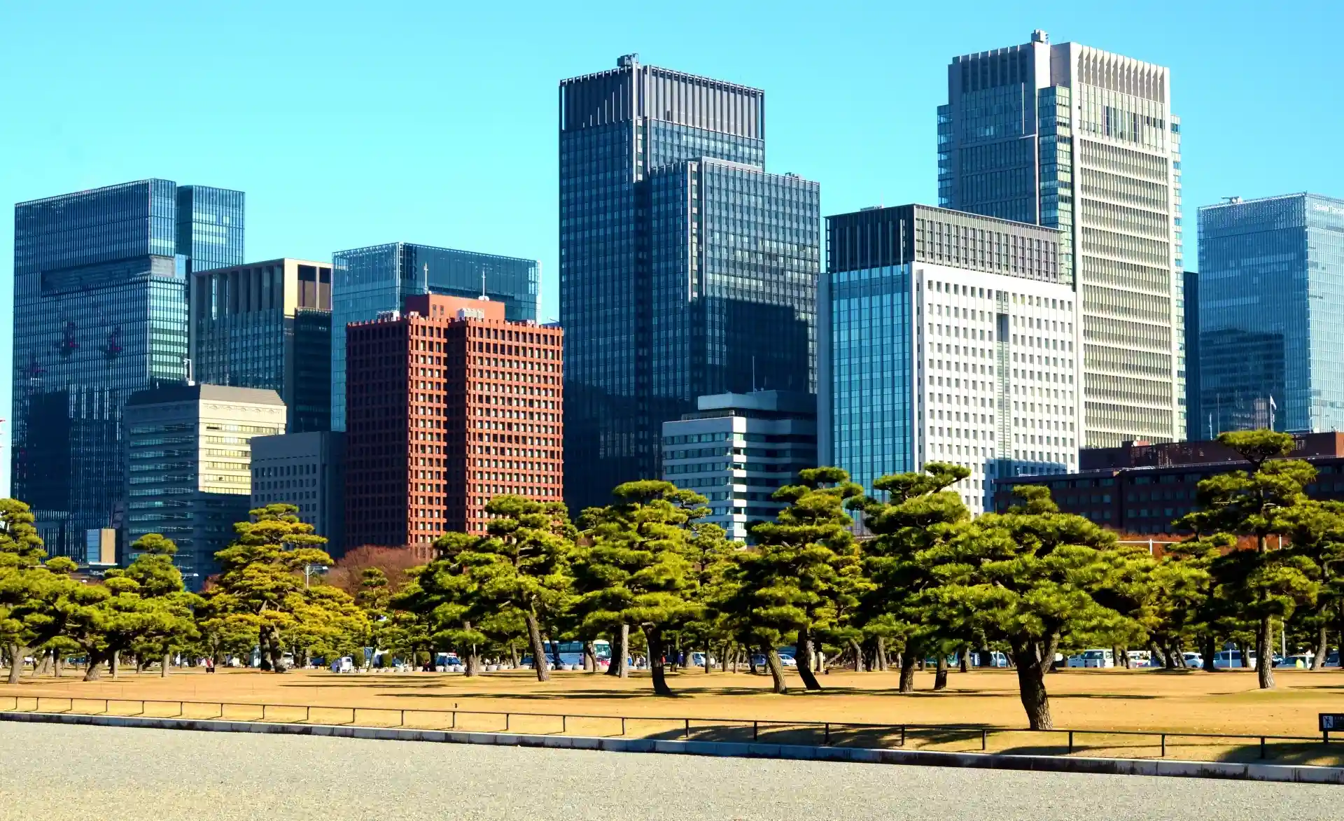 オフィスビルの風景
